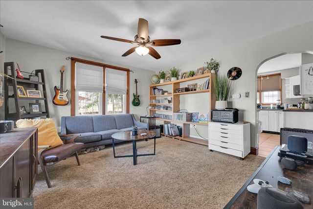 417 S WAYNE ST, Orwigsburg, PA 17961