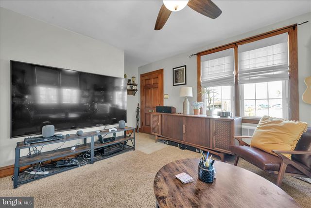 417 S WAYNE ST, Orwigsburg, PA 17961