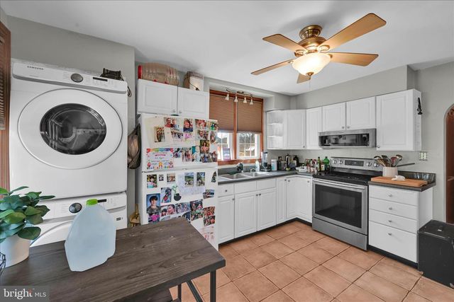 417 S WAYNE ST, Orwigsburg, PA 17961