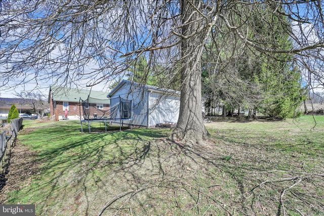 417 S WAYNE ST, Orwigsburg, PA 17961