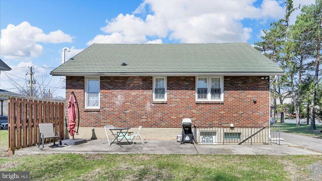 417 S WAYNE ST, Orwigsburg, PA 17961