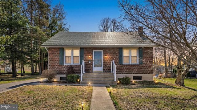 417 S WAYNE ST, Orwigsburg, PA 17961