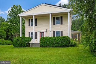 11119 LEES MILL RD, Remington, VA 22734
