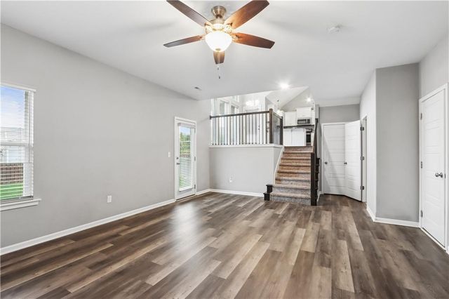 7700 N Lawn Avenue N, Kansas City, MO 64119