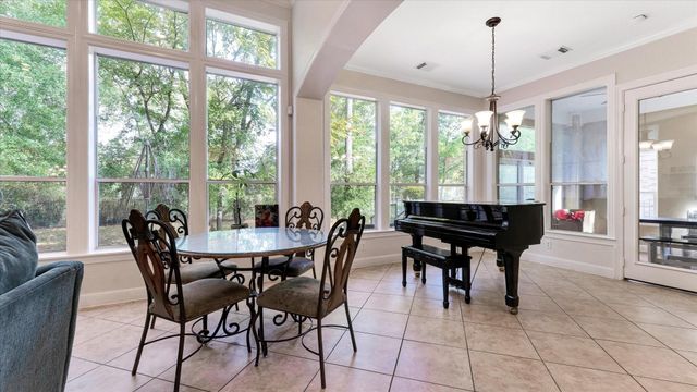 3 N Fair Manor Circle, Spring, TX 77382