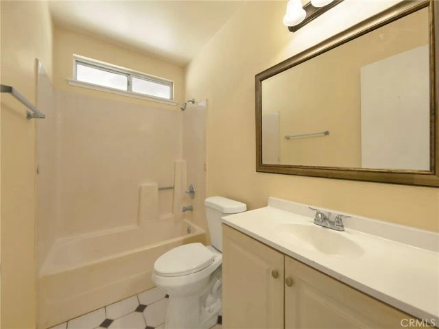 1703 E Avenue R3, Palmdale, CA 93550