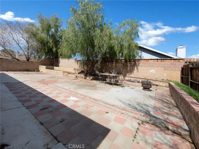 1703 E Avenue R3, Palmdale, CA 93550