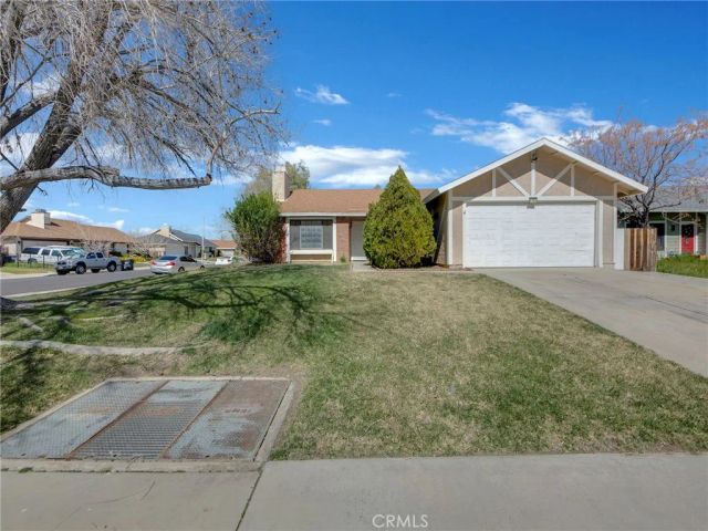 1703 E Avenue R3, Palmdale, CA 93550
