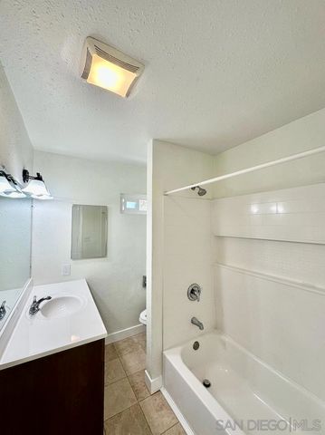 1254 Sumner A, El Cajon, CA 92021
