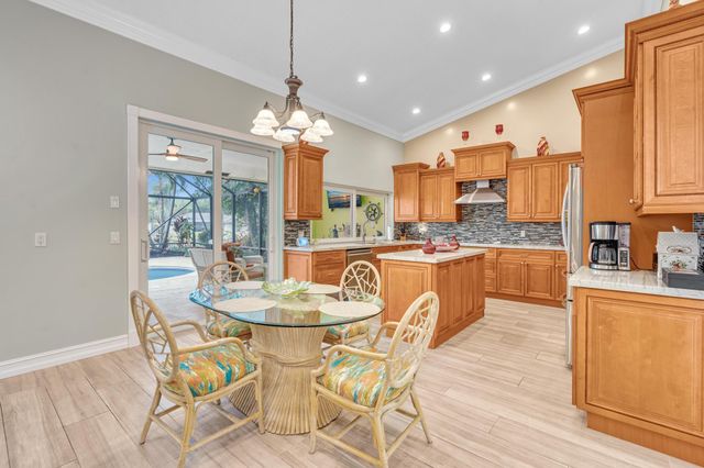 9254 NW 18th Street, Plantation, FL 33322