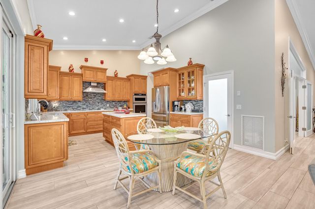 9254 NW 18th Street, Plantation, FL 33322