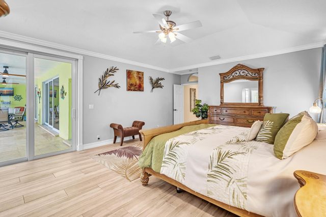 9254 NW 18th Street, Plantation, FL 33322