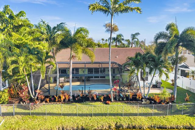 9254 NW 18th Street, Plantation, FL 33322