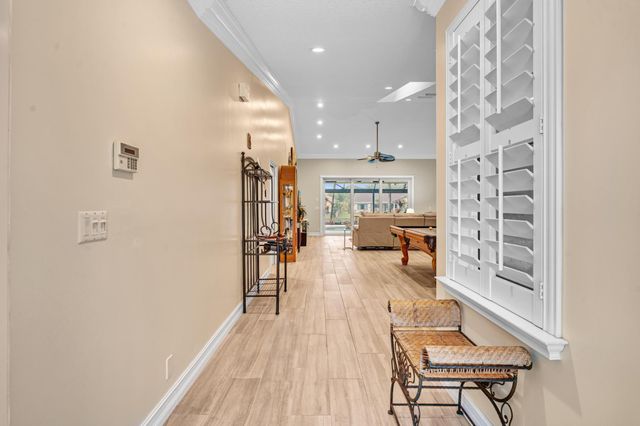 9254 NW 18th Street, Plantation, FL 33322