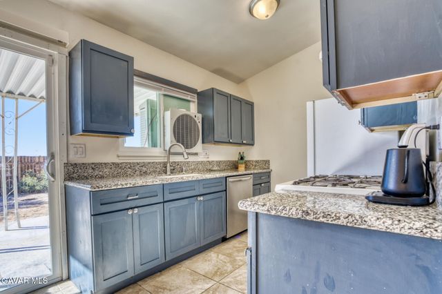 10945 Rome Beauty Drive, California City, CA 93505