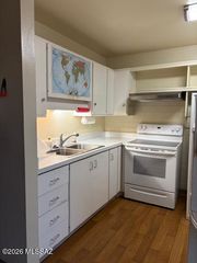 8060 E Broadway Boulevard E110, Tucson, AZ 85710