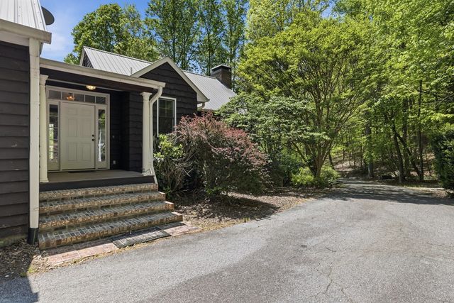 1837 Deep South Farm Road, Blairsville, GA 30512
