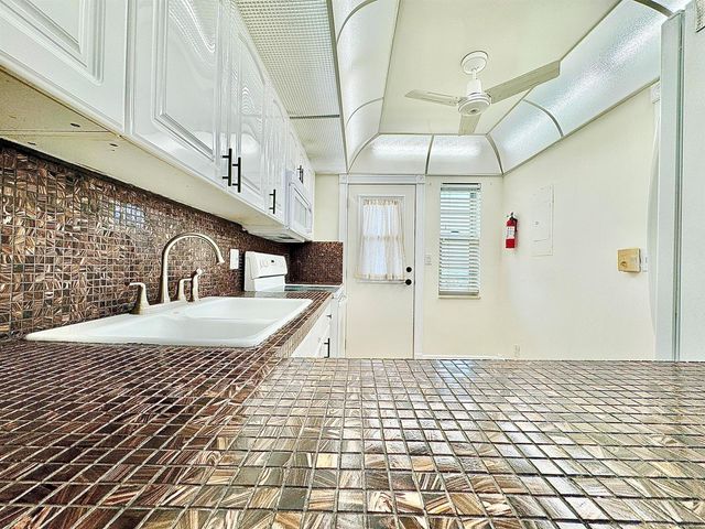 2871 N Ocean Boulevard C513, Boca Raton, FL 33431
