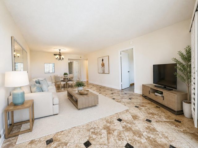 2871 N Ocean Boulevard C513, Boca Raton, FL 33431