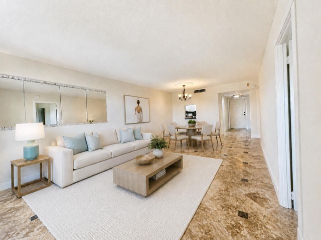 2871 N Ocean Boulevard C513, Boca Raton, FL 33431