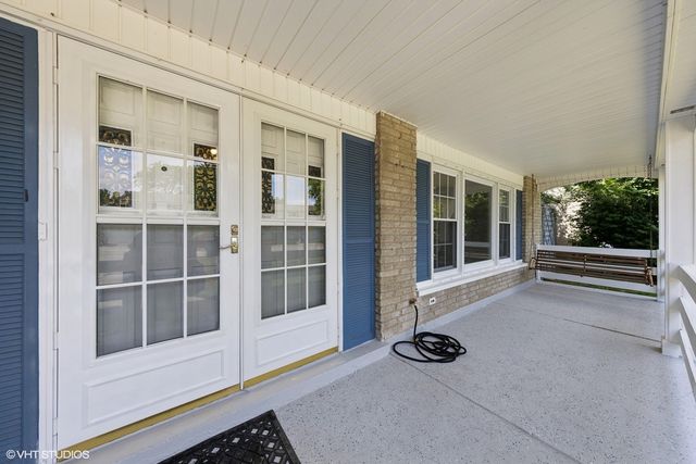 9061 PRIMROSE Lane, Hickory Hills, IL 60457