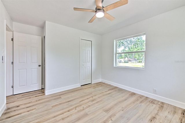 2002 E HANNA AVENUE, Tampa, FL 33610