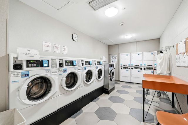 3600 Montrose Boulevard 607, Houston, TX 77006