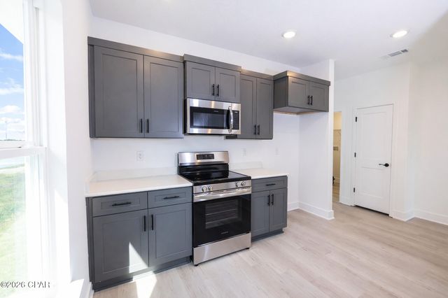 7073 Traditions Drive, Panama City, FL 32404