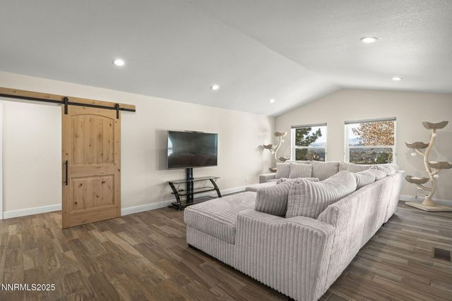 8570 Eaglenest Road, Sparks, NV 89436