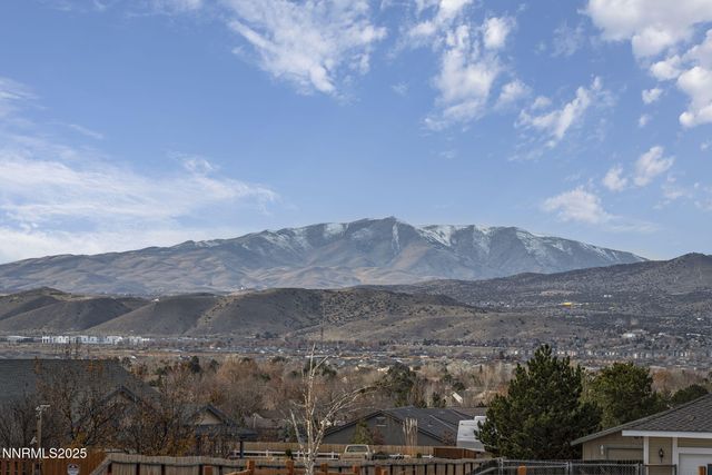 8570 Eaglenest Road, Sparks, NV 89436