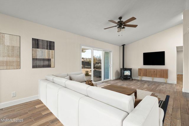 8570 Eaglenest Road, Sparks, NV 89436