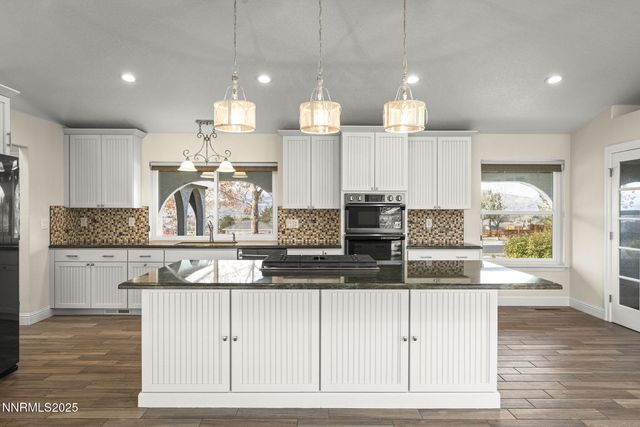 8570 Eaglenest Road, Sparks, NV 89436