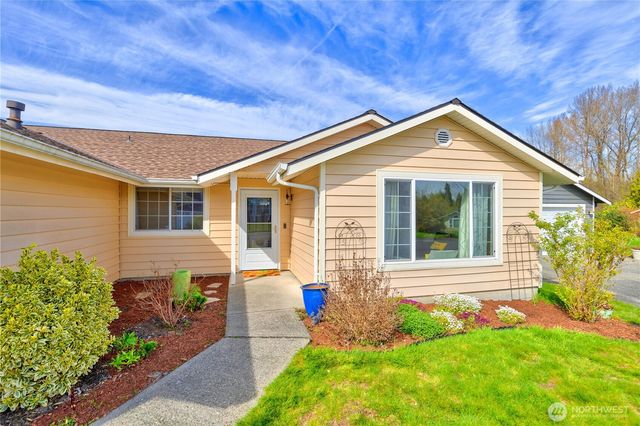 2721 211th Place SW, Lynnwood, WA 98036