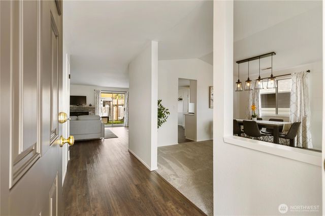 2721 211th Place SW, Lynnwood, WA 98036