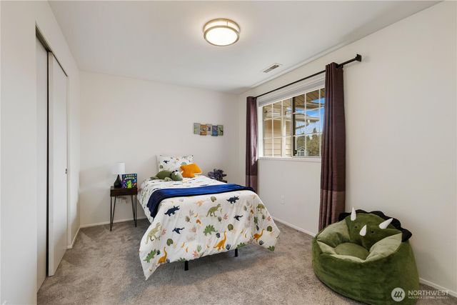 2721 211th Place SW, Lynnwood, WA 98036