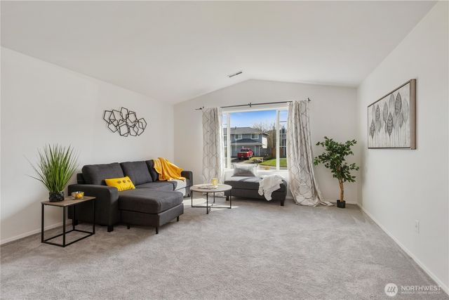 2721 211th Place SW, Lynnwood, WA 98036