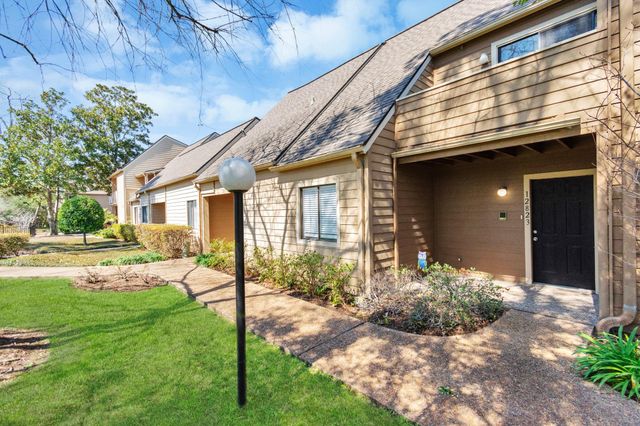 12823 Briarwest Circle, Houston, TX 77077