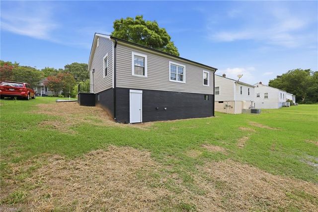 402 Gilbreath Street, Graham, NC 27253