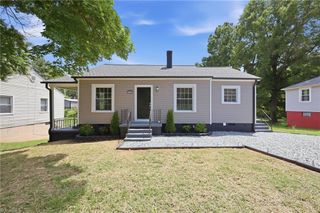402 Gilbreath Street, Graham, NC 27253