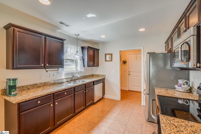 154 Rockcrest Drive, Taylors, SC 29687
