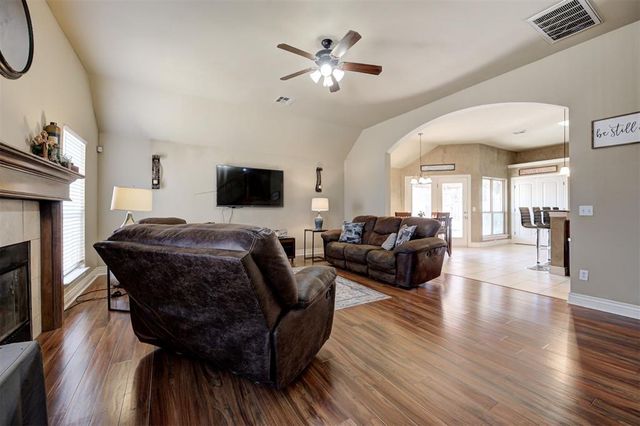 17300 Grey Hawk Lane, Edmond, OK 73012