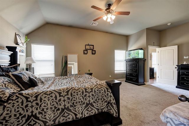 17300 Grey Hawk Lane, Edmond, OK 73012