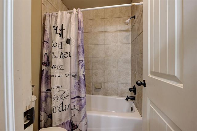 17300 Grey Hawk Lane, Edmond, OK 73012