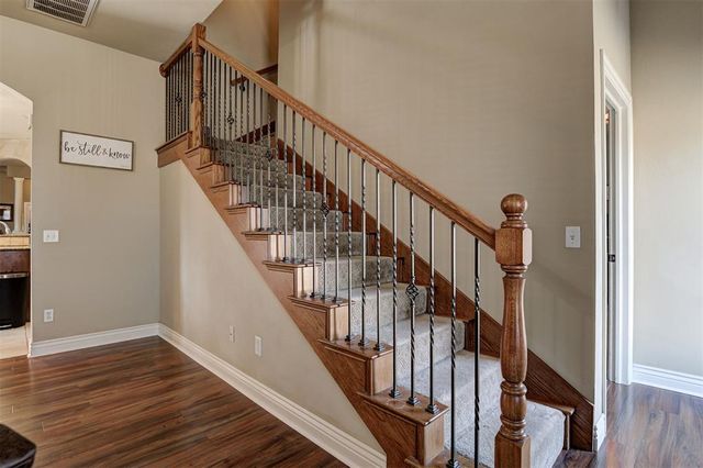 17300 Grey Hawk Lane, Edmond, OK 73012