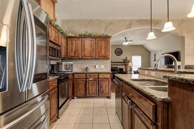 17300 Grey Hawk Lane, Edmond, OK 73012