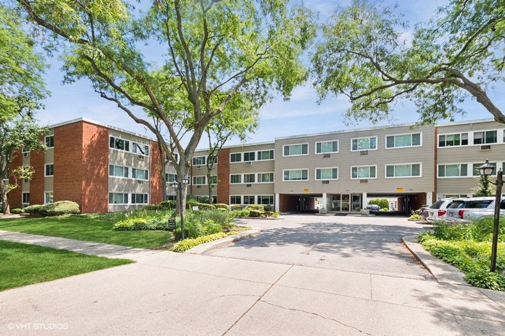 1137 Leavitt Avenue 118, Flossmoor, IL 60422