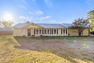 14 Louis Voan Road, Huntsville, TX 77320