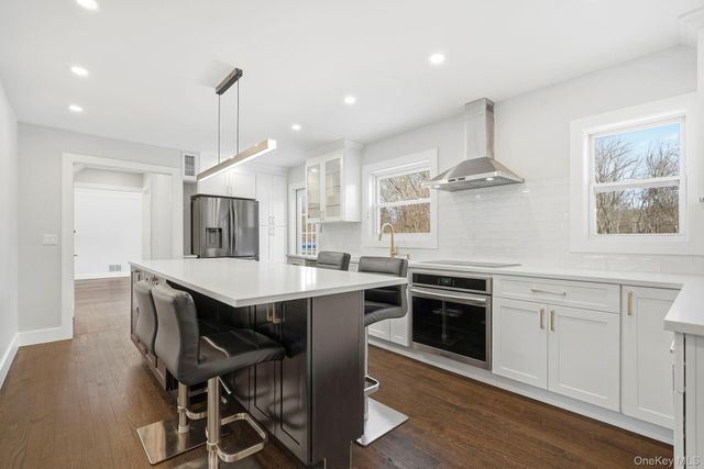 7 Rural Drive, Scarsdale, NY 10583