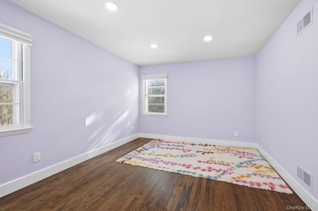 7 Rural Drive, Scarsdale, NY 10583