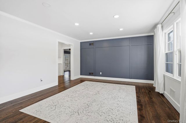 7 Rural Drive, Scarsdale, NY 10583